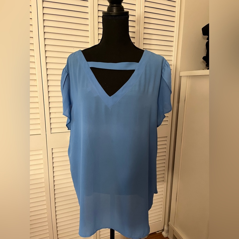 Ann Taylor Loft Top - Size XXL. Blue Color - Polyester